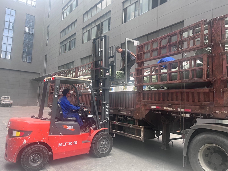 不鏽(xiu)鋼彎(wan)頭裝(zhuang)車(che)